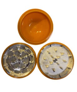Alternative view of גריינדר פלסטיק קטן בצורת כדור